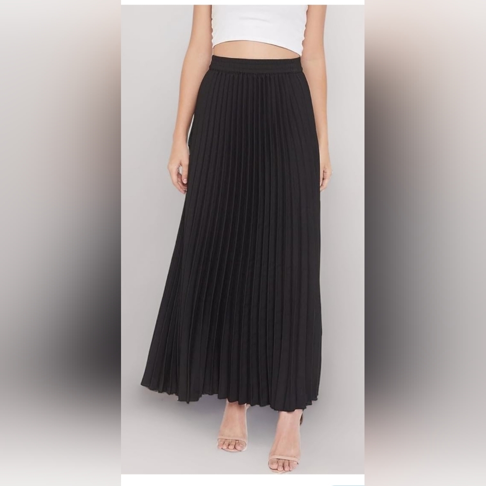 Elegant Black Pleated Skirt
